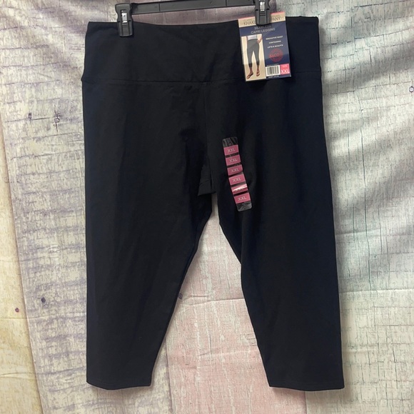 Womans Kco Suave Capri Leggings Size 